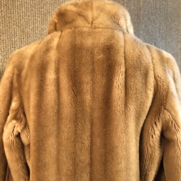 Vintage Blonde Grandella Faux Fur Coat - Picture 5 of 10